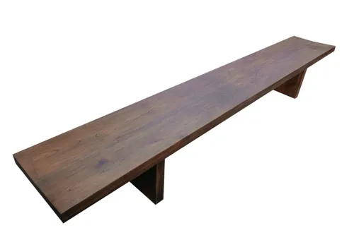 Tragulus Bench