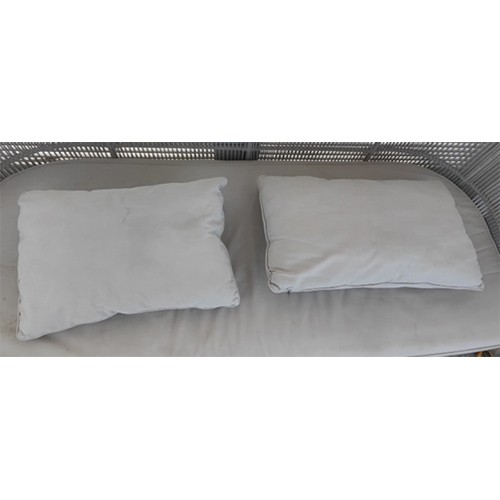 Bimini Cabana Wooden Furn - pillow