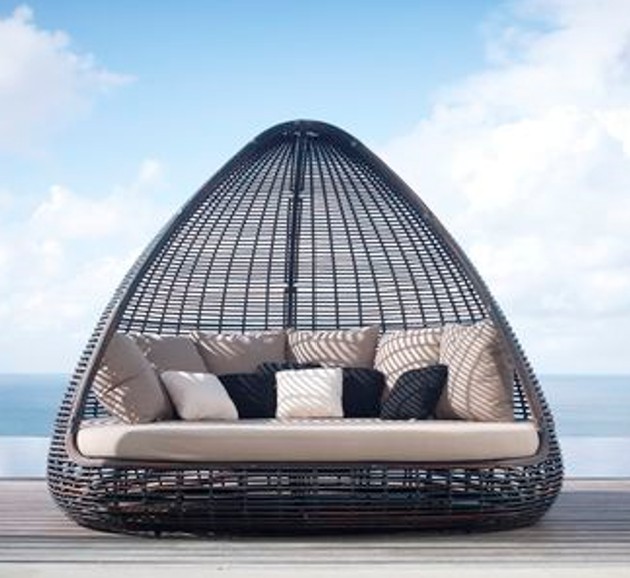 Hamburg Triangle Daybed